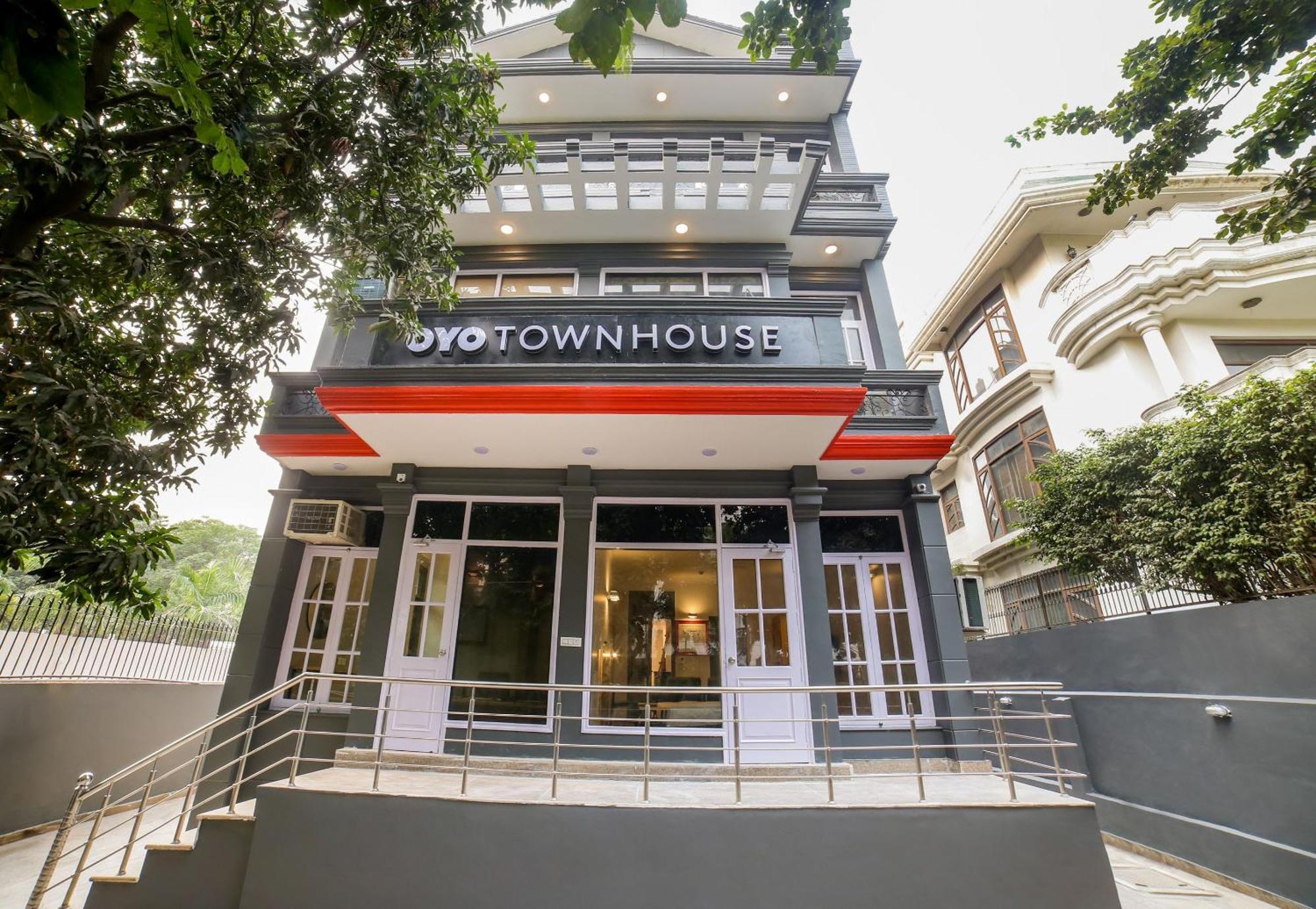 Townhouse 330 Dlf Phase-2 Near Leisure Valley Park Gurgaon Exterior foto